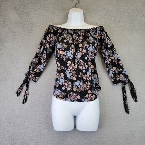 Pink Republic Women's Top Shirt Size‎ Small Black Floral Cropped Relaxed Fit Tie